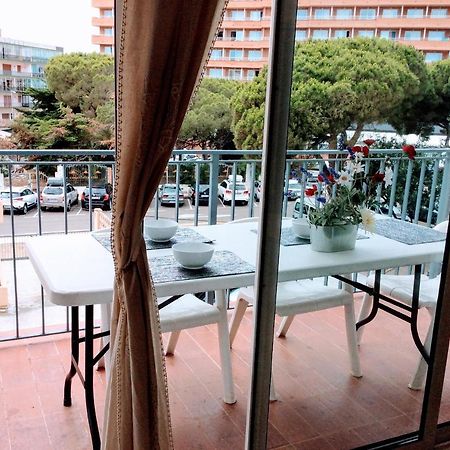 Apartamentos Aquarium. 150 Metros Playa. Roses Buitenkant foto